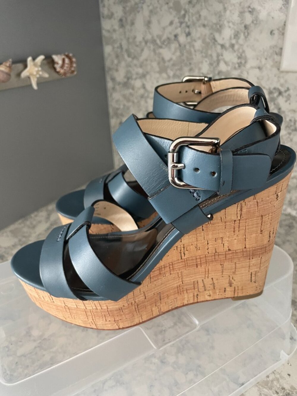 COACH CHARLA PLATFORM STRAPPY SANDAL BLUE VACHETTA LEATHER SIZE 7 PREOWN NO BOX - Picture 4 of 9